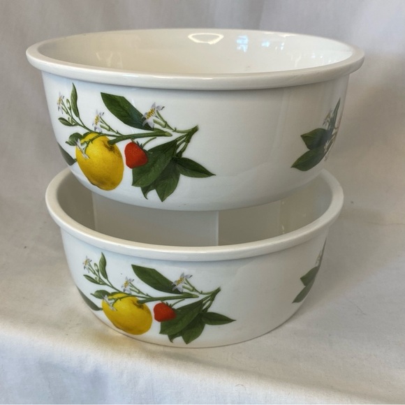 2 Lock & Lock Containers (NO LIDS) Storage Bowls ~ Lemon & Strawberries - Picture 5 of 11